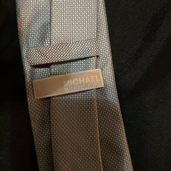 Michael Kors Silk Tie - Picture 3 of 4